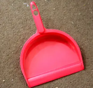 Dustpan Plastic with Short Handle(China)